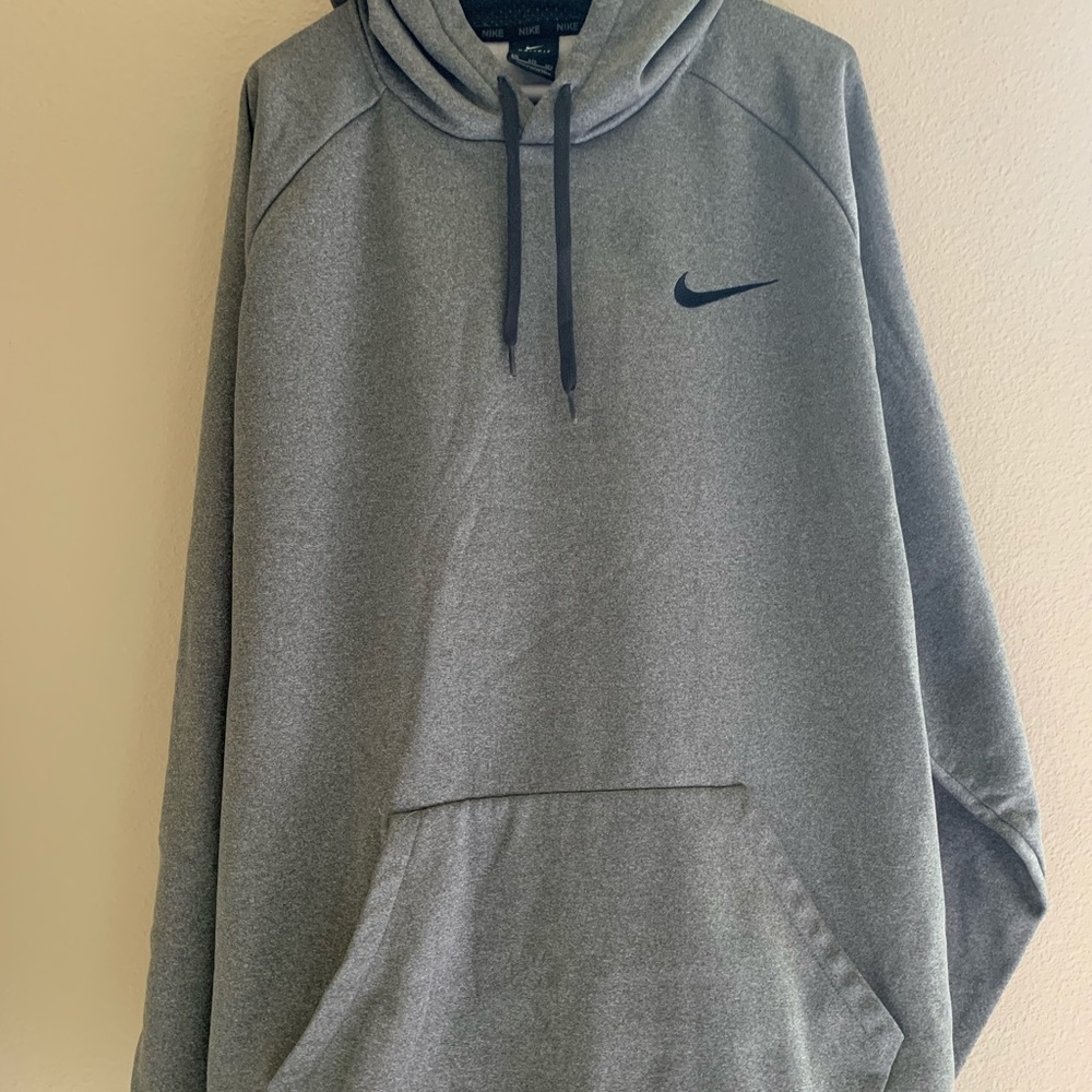 ⭐️Nike Dri-Fit Hoodie